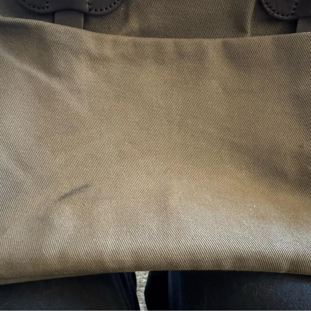 FILSON Original Briefcase Otter - Picture 10 of 13